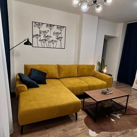 Apartment R&L Lazovna Apt 1 - Old Town And Parking Banská Bystrica Dış mekan fotoğraf
