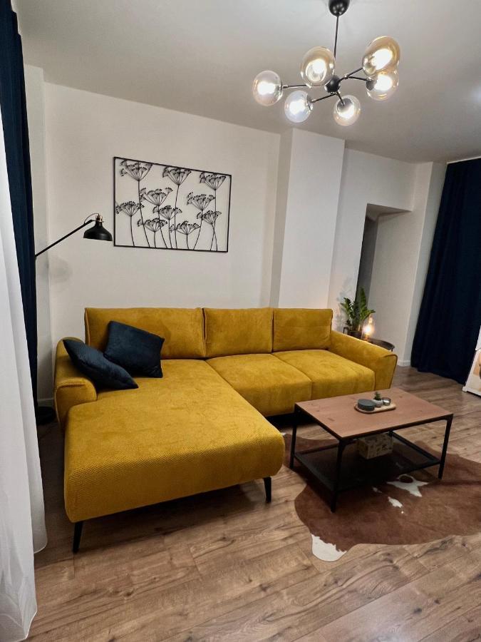 Apartment R&L Lazovna Apt 1 - Old Town And Parking Banská Bystrica Dış mekan fotoğraf