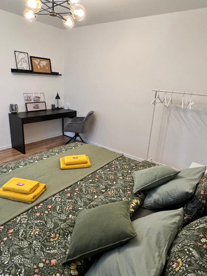 Apartment R&L Lazovna Apt 1 - Old Town And Parking Banská Bystrica Dış mekan fotoğraf